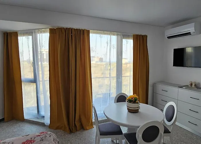 Nou La Malul Marii * Costinești