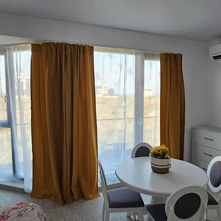 Nou La Malul Marii * Costinești